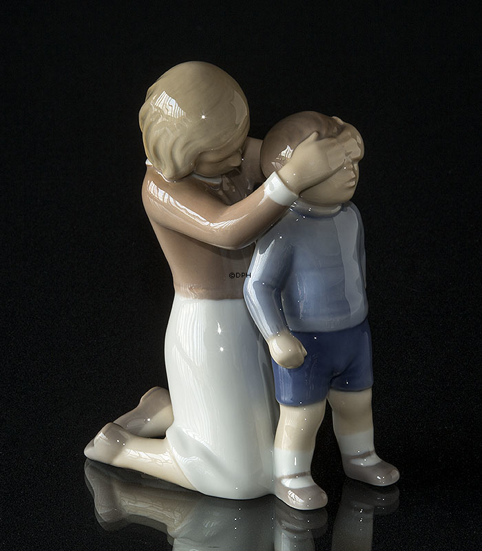 Überraschung, Kinder spielen, Bing & Gröndahl Figur Nr. 2301