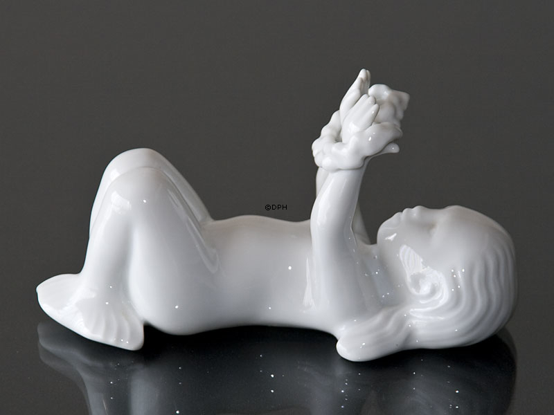 Seemädel liegend, Bing & Gröndahl Figur Nr. 475 oder 2314
