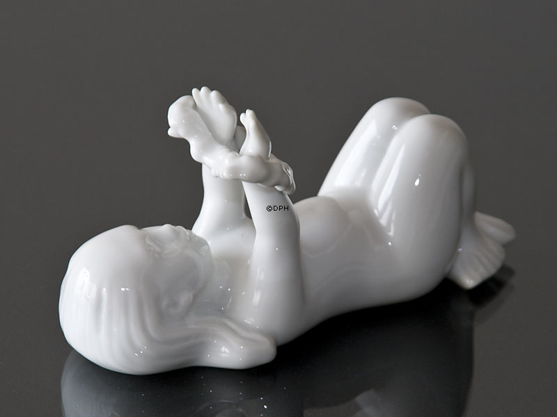 Seemädel liegend, Bing & Gröndahl Figur Nr. 475 oder 2314