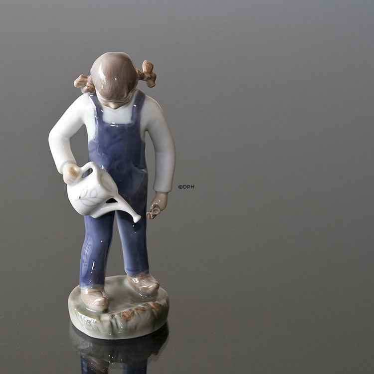 Der kleine Gärtner, Mädchen mit Gießkanne, Bing & Gröndahl Figur Nr. 2326