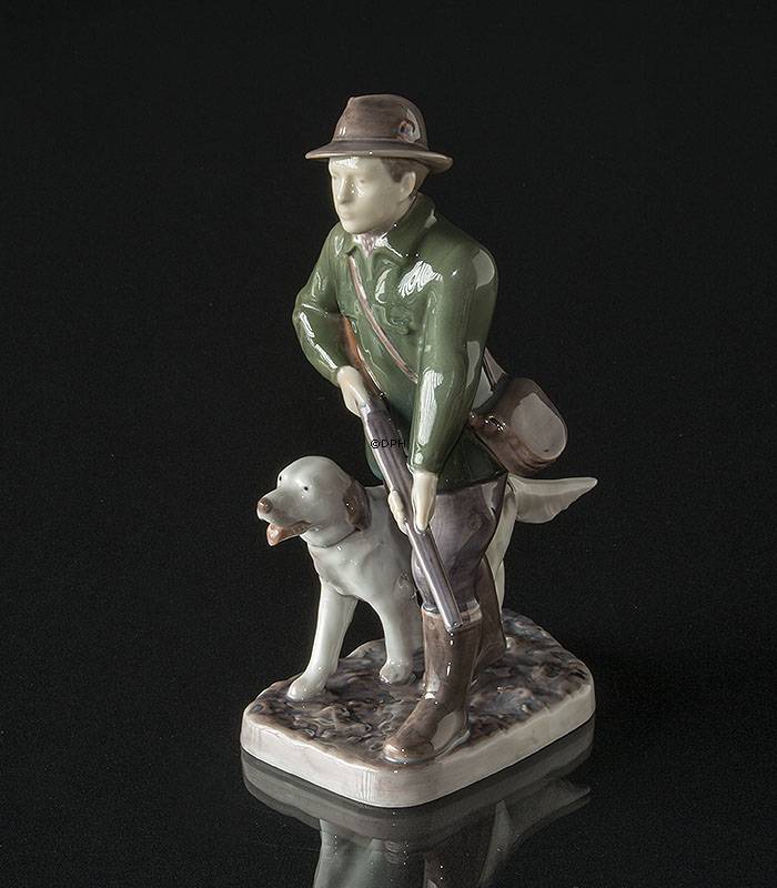 Jäger mit Hund, Bing & Gröndahl Figur Nr. 2328