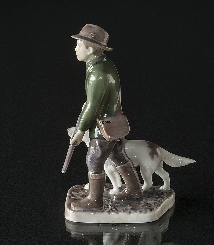 Jäger mit Hund, Bing & Gröndahl Figur Nr. 2328