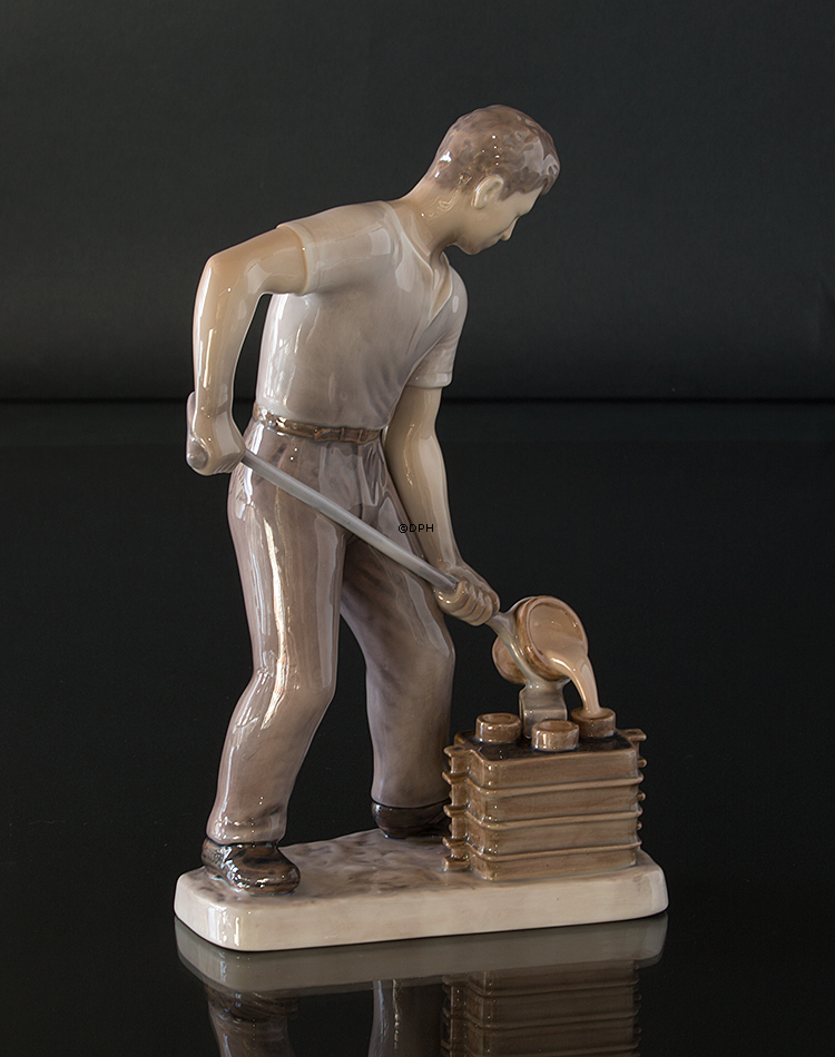 Eisenformer, Bing & Gröndahl Figur Nr. 2335