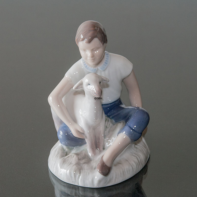 Mädchen mit Lamm, Mary hatte ein kleines Lamm, Bing & Gröndahl Figur Nr. 2336