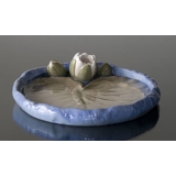 Große Schale mit Seerosen, Bing & Gröndahl Nr. 2359