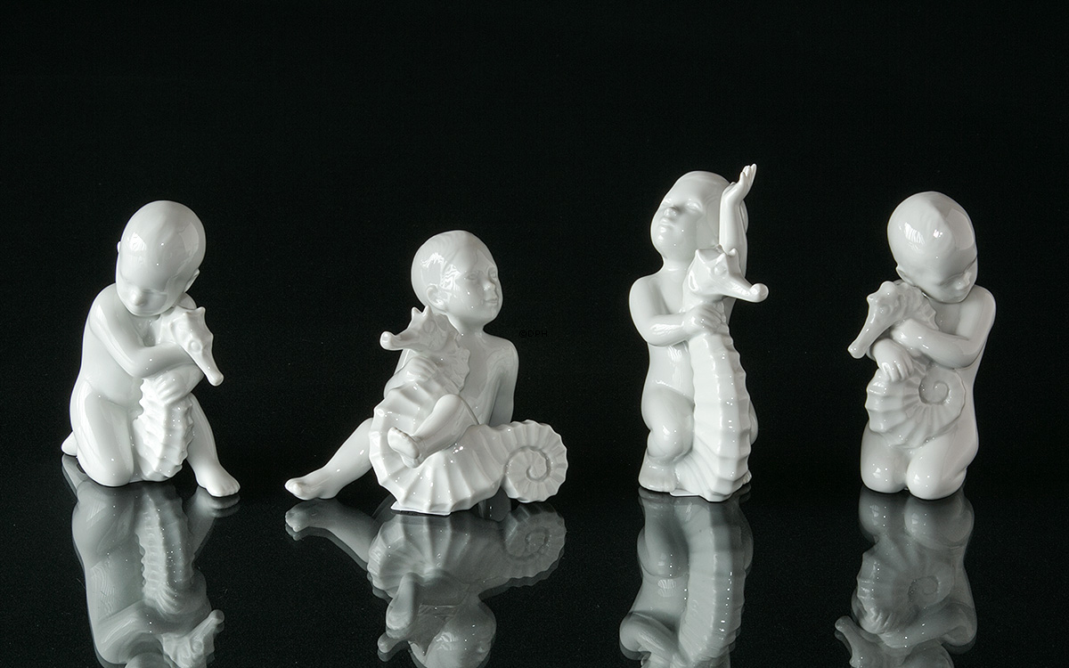 Kind mit Seepferdchen, Bing & Gröndahl Figur Nr. 2395