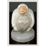 Inuit (Grönländer) hebt einen Stein 11cm, Bing & Gröndahl Figur Nr. 2410