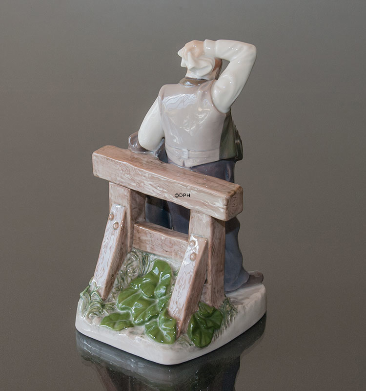 Durst, durstiger Mann, Bing & Gröndahl Figur Nr. 495 oder 2435