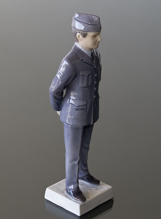 Militärpilot in Uniform, Bing & Gröndahl Figur nr. 2445