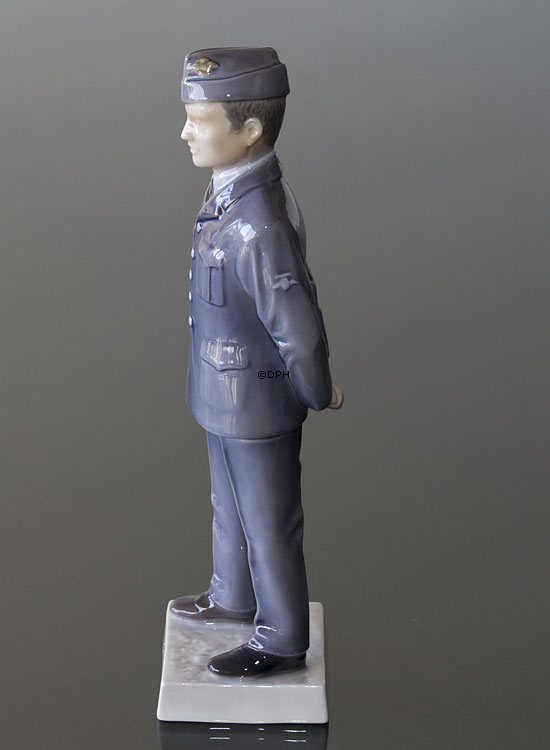 Militärpilot in Uniform, Bing & Gröndahl Figur nr. 2445