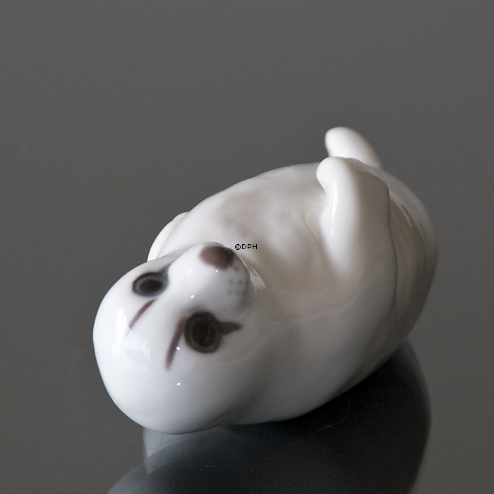 Robben auf dem Rücken, Bing & Gröndahl Figur Nr. 542 oder 2471