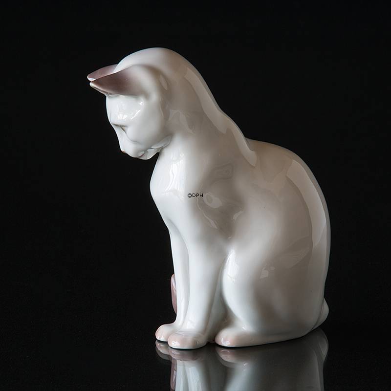 Wei&#xDF;e Katze, Bing &amp; Gr&#xF6;ndahl Katze Figur Nr. 2476