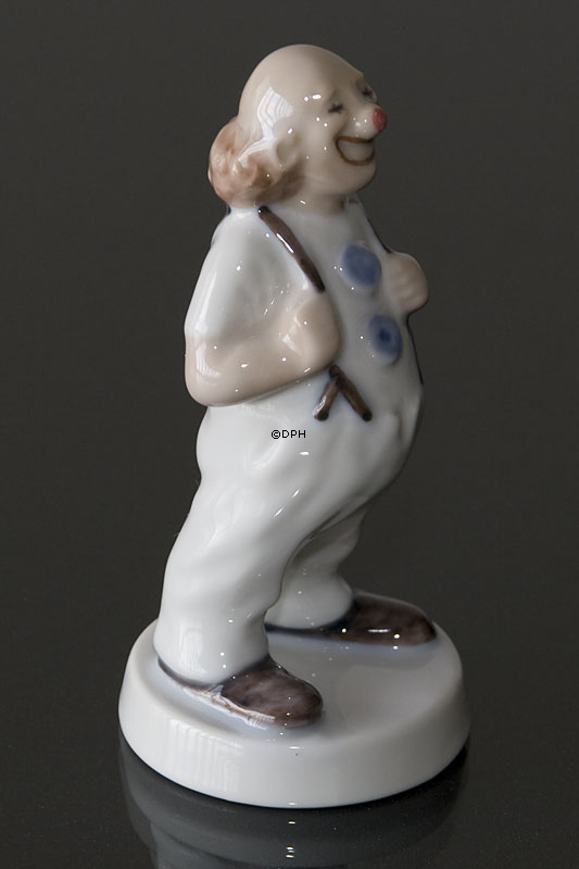 Clown mit den Händen auf den Hosenträgern, Bing & Gröndahl Figur Nr. 511 oder 2511