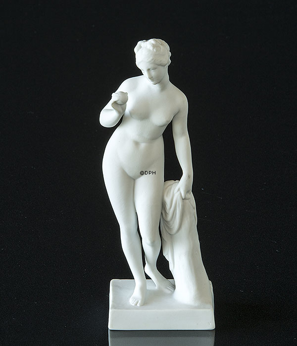 Aphrodite, Bing & Gröndahl Figur Nr. 2996, Venus mit dem Apfel