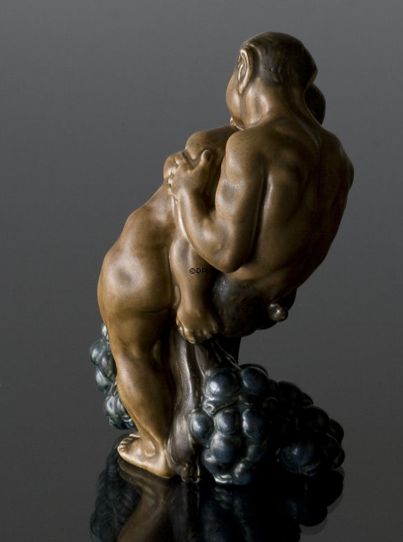 Faun und Frau - Geflügelter Gott, Bing & Grøndahl Figur Nr. 4023, entworfen von Kai Nielsen.