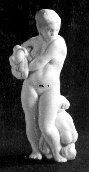 Frau, stehend, Bing & Gröndahl Figur Nr. 4031