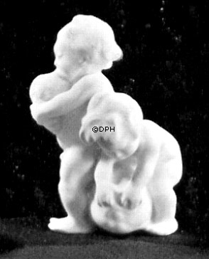 Kinder, Bing & Gröndahl Figur Nr. 4033 oder 33