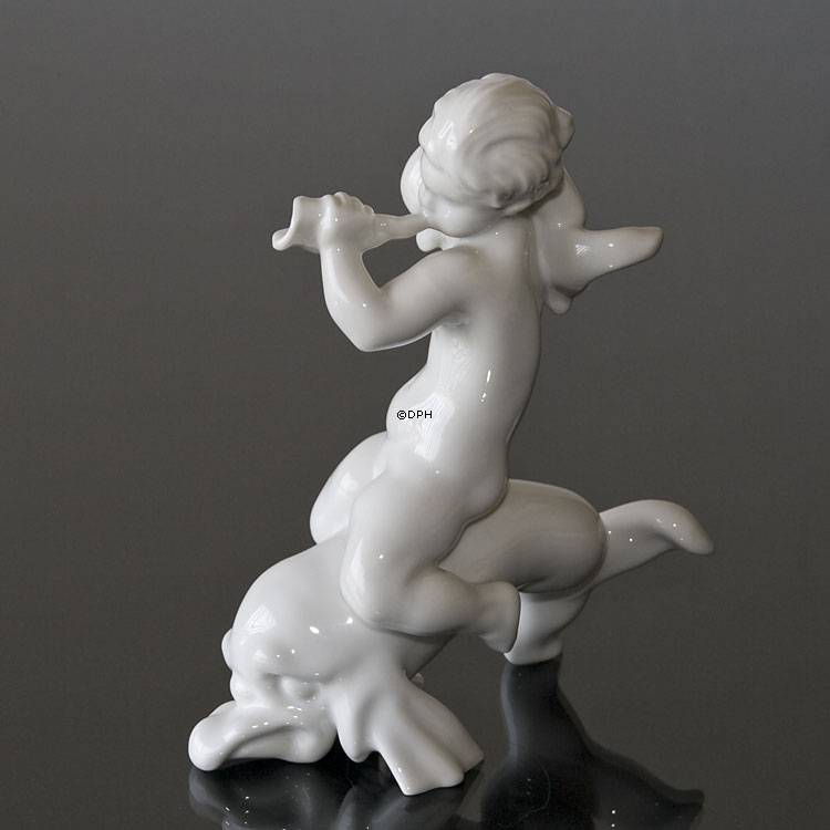 Das Meer, Mädchen bläst Muschelschale, Bing & Gröndahl Figur Nr. 4059 oder 59