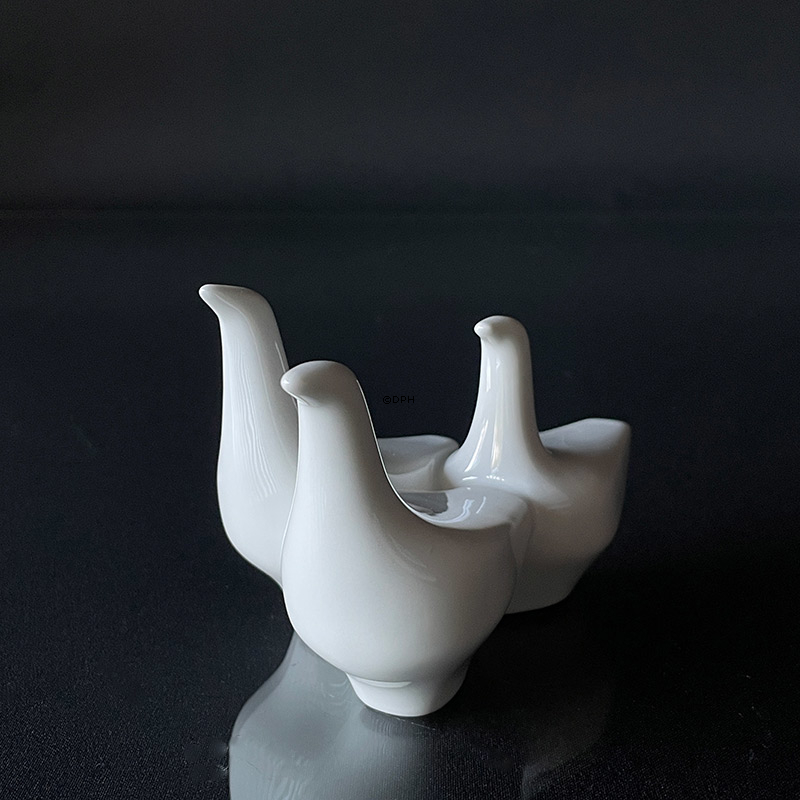 Weiße Gänse. Bing & Grøndahl Figur Nr. 4204, entworfen von Agnethe Jørgensen