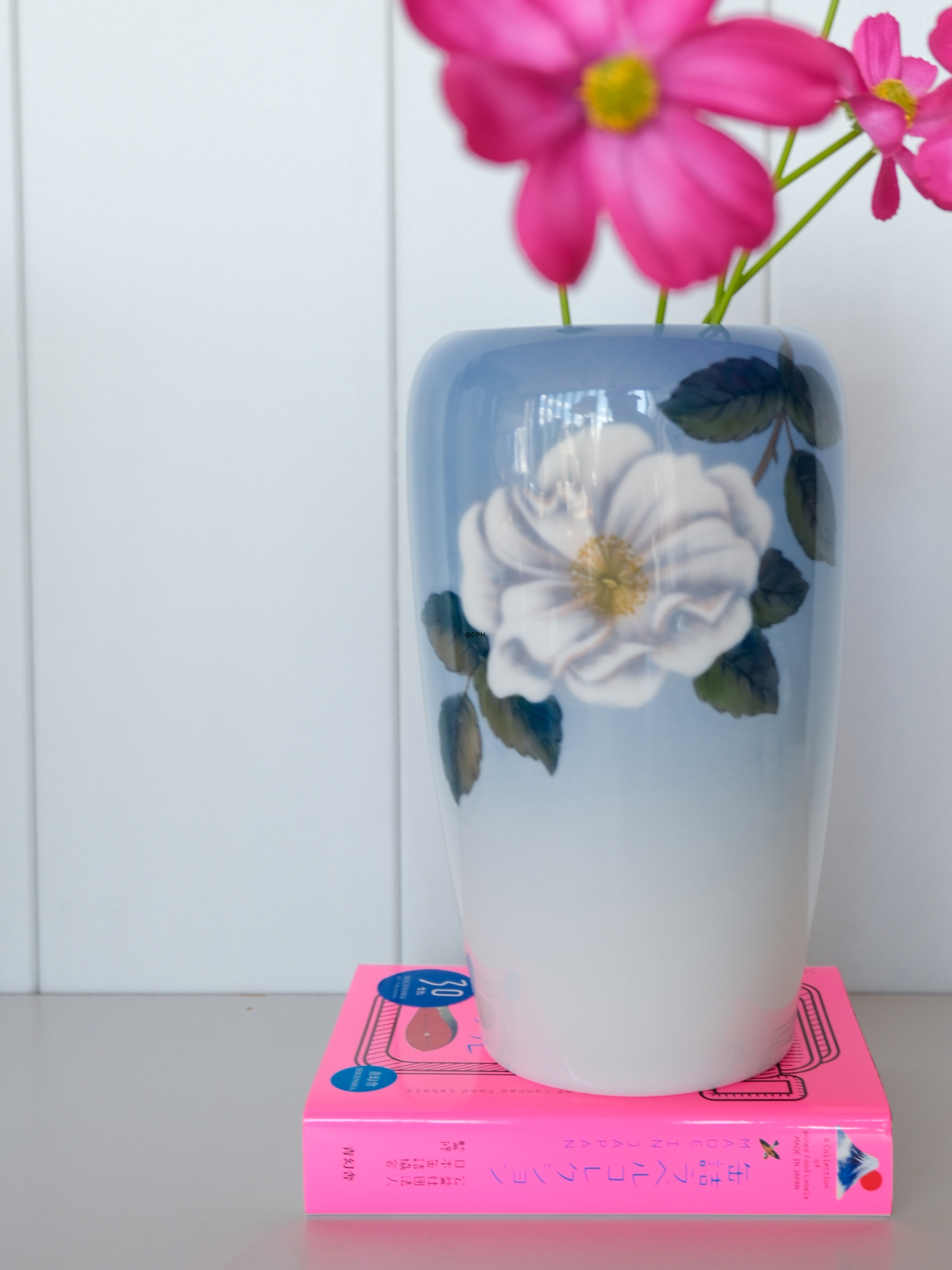 Vase mit Blume, Bing & Gröndahl Nr. 436-5448