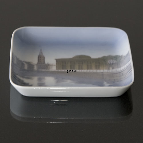 Schale mit Thorvaldsens Museum, Bing & Gröndahl Nr. 536-455