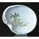 Schale mit Goldregen (Laburnum), Royal Copenhagen Nr. 62-88
