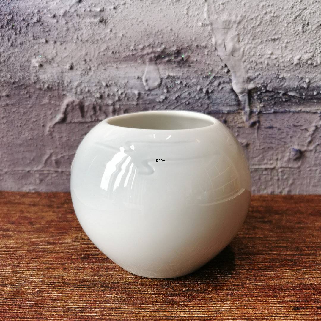 Vase mit Seerosen, Bing &amp; Gr&#xF6;ndahl Nr. 6411