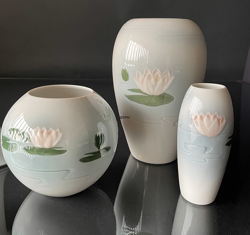 Vase mit Seerosen, Bing & Gröndahl Nr. 6436