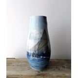 Große seltene Bing & Grøndahl Vase mit Schiffsmotiv Nr. 7062-134
