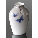 Vase mit Kirschzweig Schmetterling, Bing & Gröndahl Nr. 7777-239