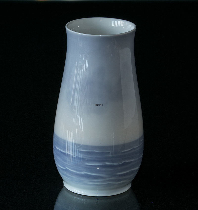 Vase mit Schiff, Bing & Gröndahl Nr. 800-5209