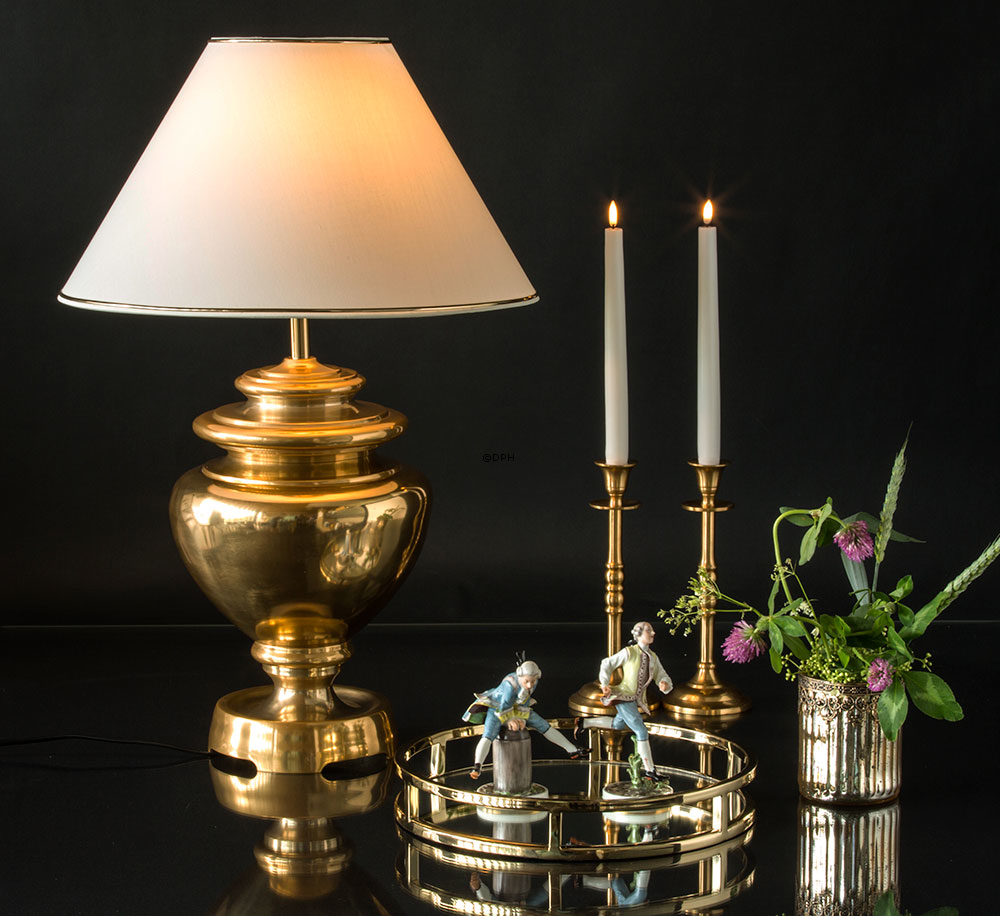 Laufender Lakai, Bing & Gröndahl Überglasurfigur Nr. 8028