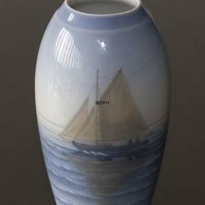Vase mit Segelschiff, Bing & Gröndahl | Nr. B840-5251 | Alt. b8356-251 | DPH Trading