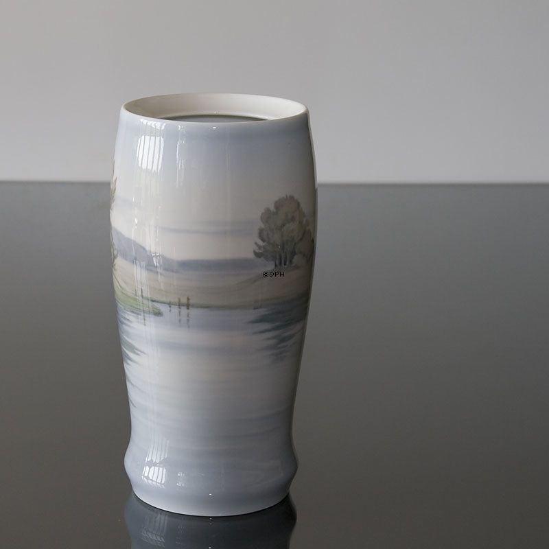Vase mit Landschaft, Bing & Gröndahl Nr. 8566-95