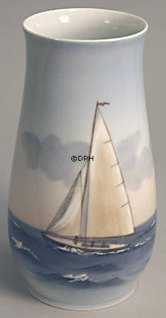 Vase mit Segelschiff, Bing & Gröndahl Nr. 8666-209