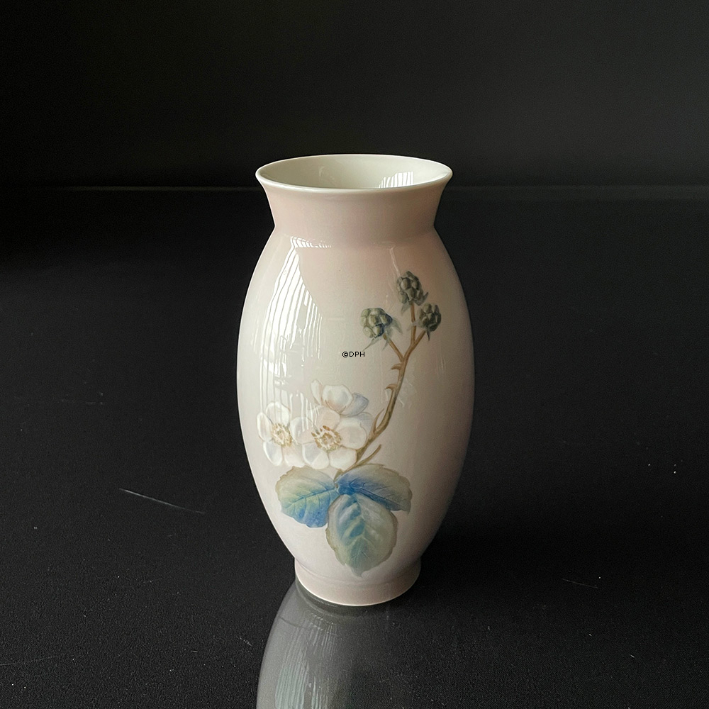 Reliefvase mit Brombeere, Bing & Gröndahl Nr. 8707-420