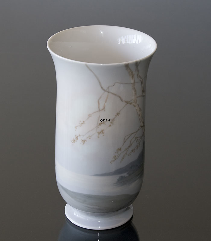 Vase mit Landschaft mit Birken und einem Häuschen, Bing & Gröndahl Nr. 8775-504