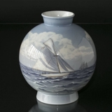 Vase mit Segelschiff, Bing & Gröndahl Nr. 8781-502