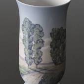 Vase mit Landschaft von Straßenbäumen, Bing & Gröndahl Nr. 8789-504