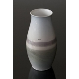 Vase mit Landschaft mit Fluss, Bing & Gröndahl Nr. 8793-249