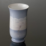 Vase mit Schiff Fischerboot, Bing & Gröndahl Nr. 945-5504 oder 8784-504