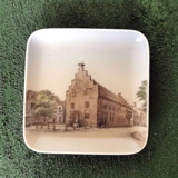 Schale mit Erik Menvedes Platz, Bing & Gröndahl Nr. 9547-455