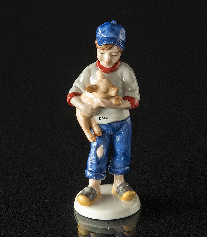 Junge mit Ferkel, Bing & Gröndahl Jahresfigur 2003