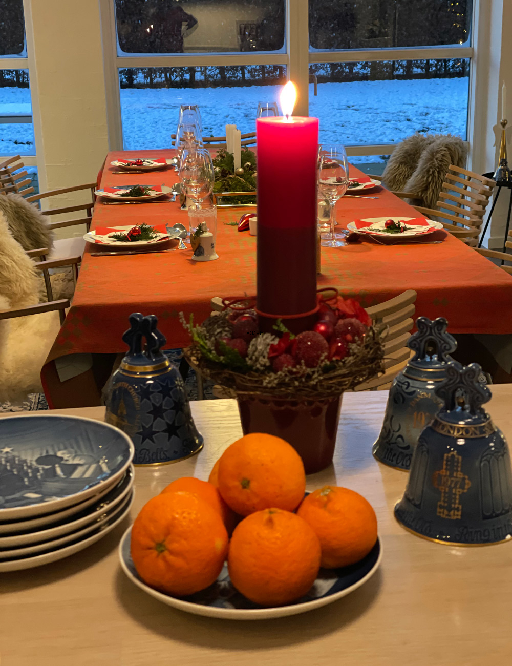 1977 Jahresglocke, Bing & Gröndahl