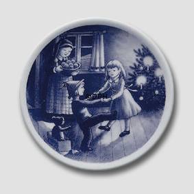 Bing & Gröndahl Weihnachtsplakette 2002, Tanzenum den Baum