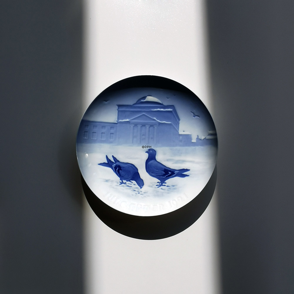 Tauben im Schlosshof 1921, Der Bing & Gröndahl Weihnachtsteller