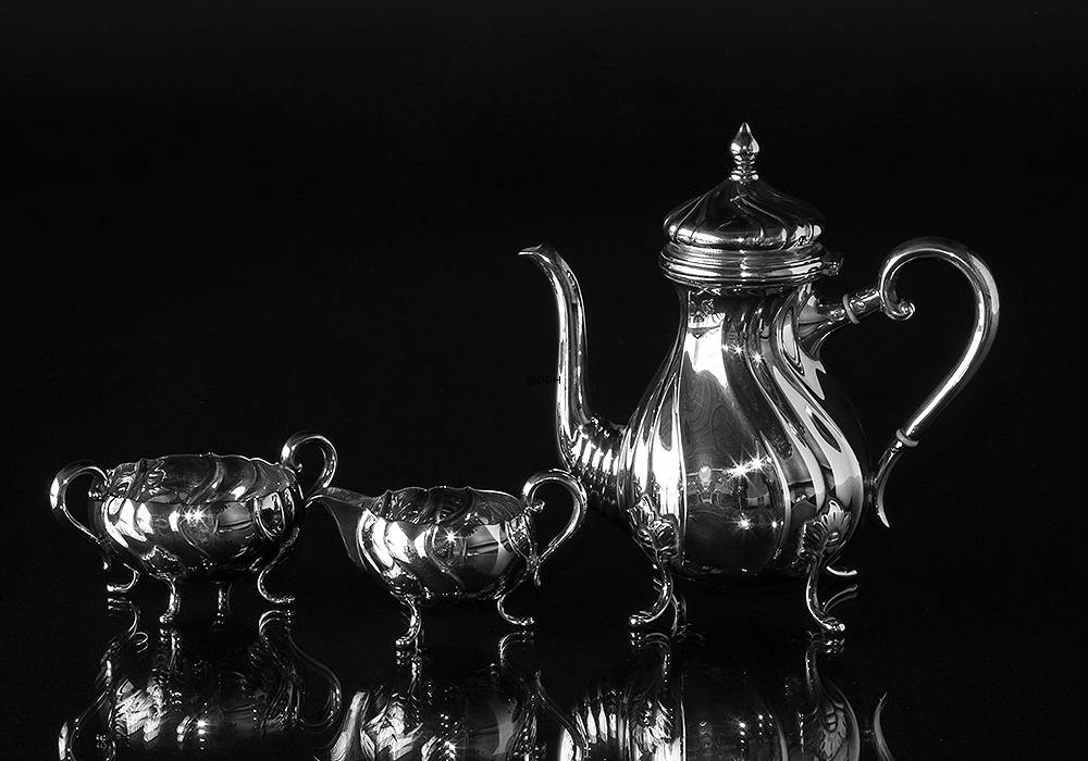 Mokkatopf, Milchk&#xE4;nnchen und Zuckerdose in Versilberung