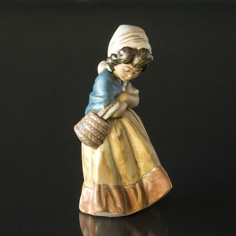 Lladro Figur Mädchen mit Korb, 20 cm