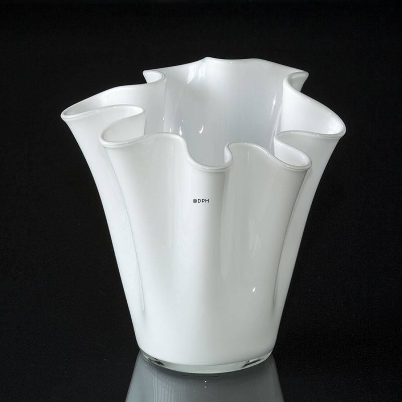 Holmegaard Vase mit Falten/Wellen, Opal