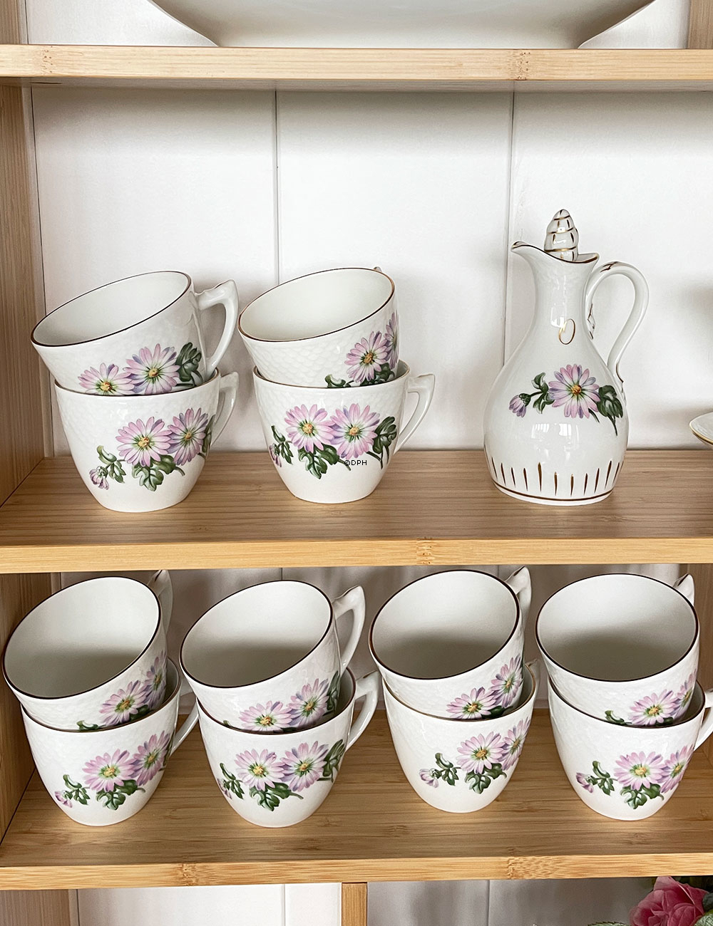 Bing & Gröndahl Chrysanthemum Kaffee- und Abendessen-Service - Insgesamt 90 Teile